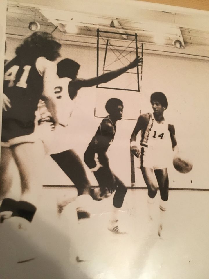 Willie Jones vs Penny Greene